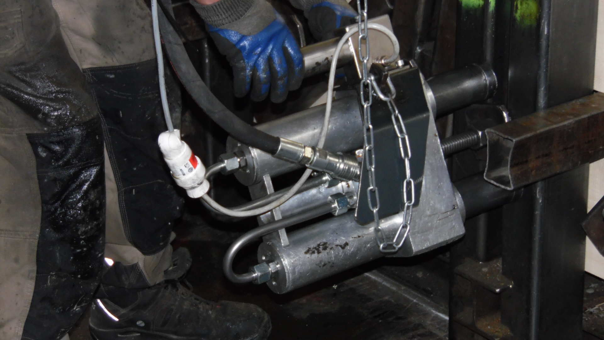 Al cliquear en esta imagen, puede ver el funcionamiento de la PISTOLA TD 135.